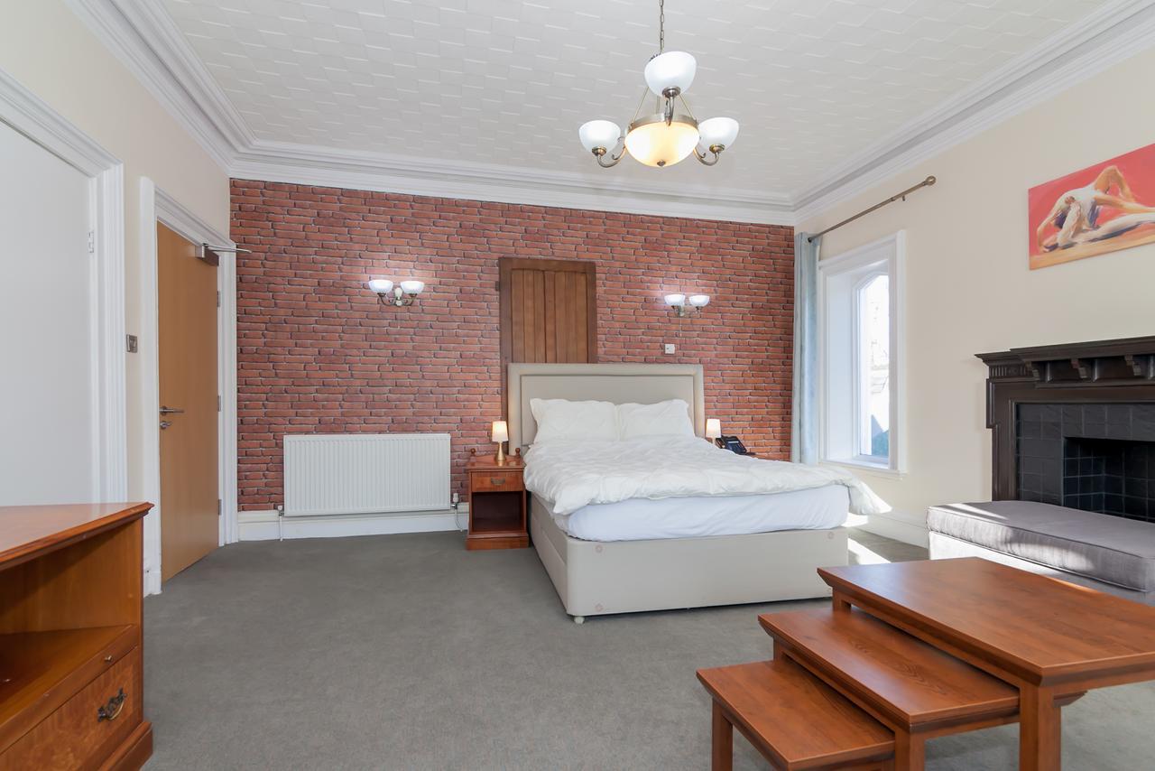 The Milverton Hotel Manchester Exterior photo